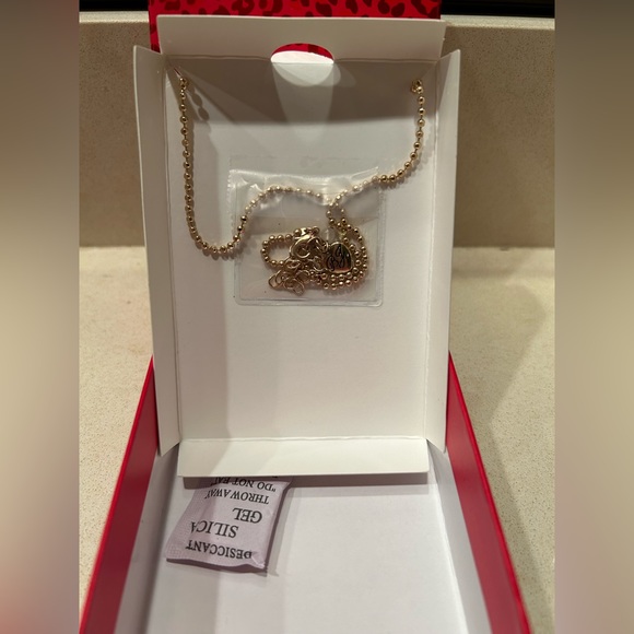 Betsey Johnson Christmas Tree Necklace NWT - Picture 4 of 6